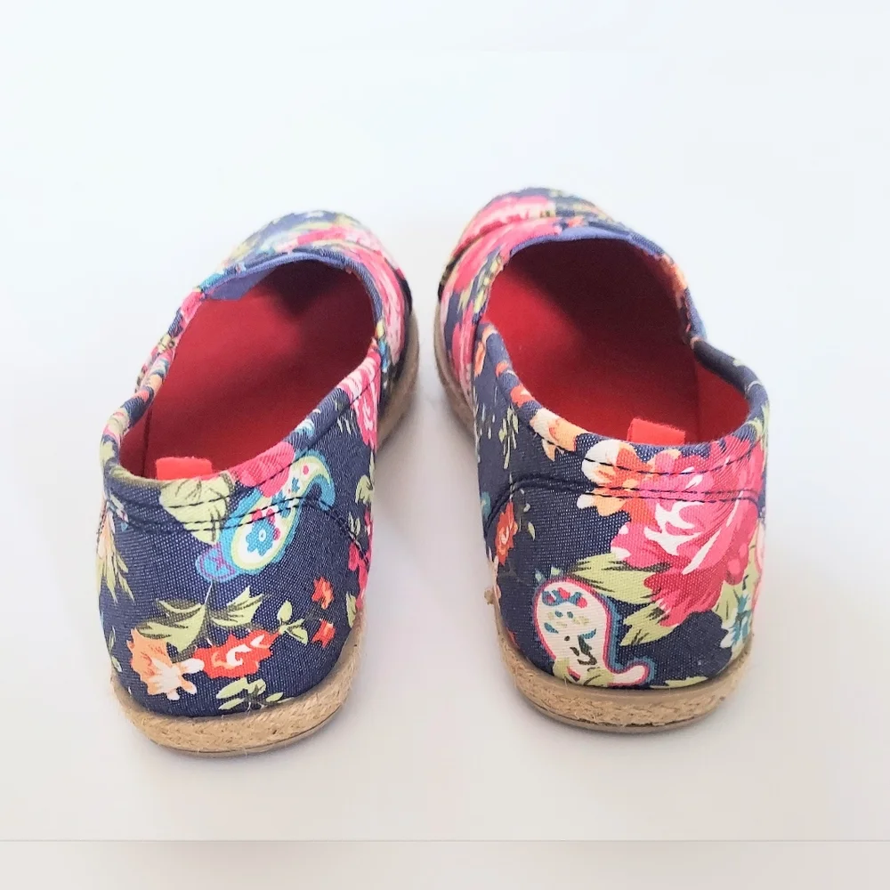 Take A Walk Floral Print Espadrile Flats Blue Pink Size 8